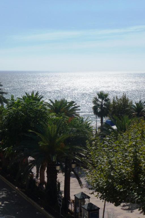 Hostal Yebisah Santa Eularia des Riu Eksteriør billede